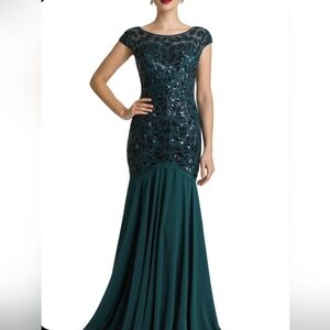 OPERACORE Sheer Illusion Neckline Green Sequin Drop Waist Gown Size Large NWOT